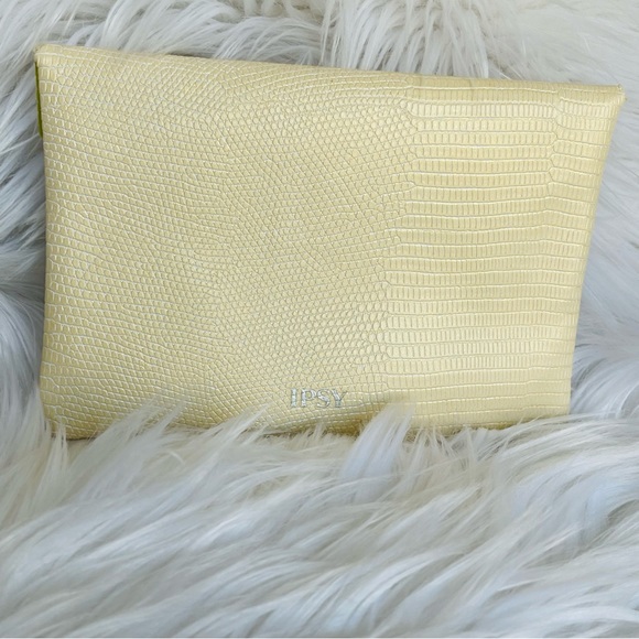 IPSY | BRAND NEW | Faux Reptile Gold Lime Green Glam Bag (BAG ONLY) - Picture 6 of 7